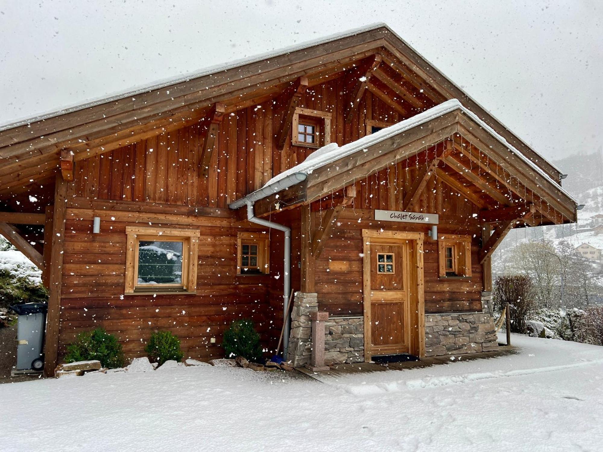 Logis Hotel, Chalets Et Restaurant Les Chatelmines Ла-Бресс Экстерьер фото